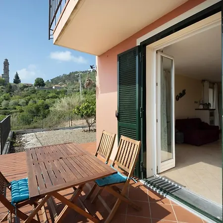 Maison Laura Diano Borello