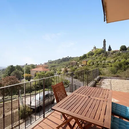 Maison Laura * Diano Borello