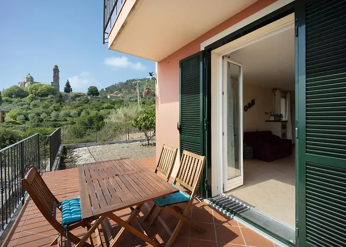 Maison Laura Diano Borello