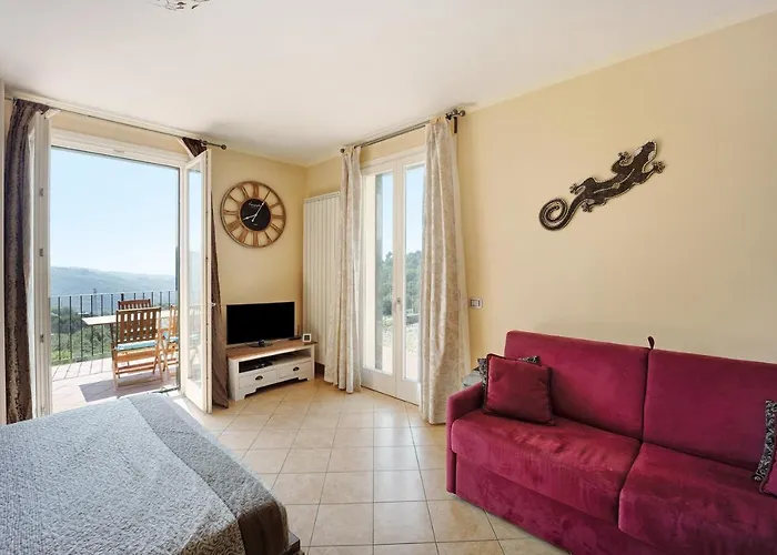 Apartman Maison Laura Diano Borello