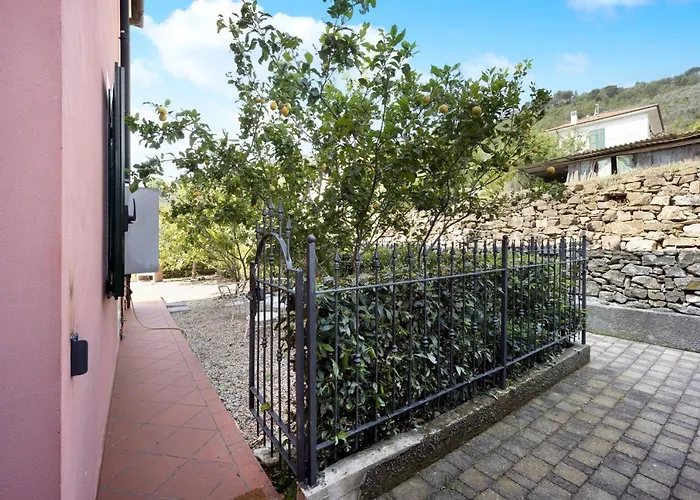 Maison Laura Apartman Diano Borello