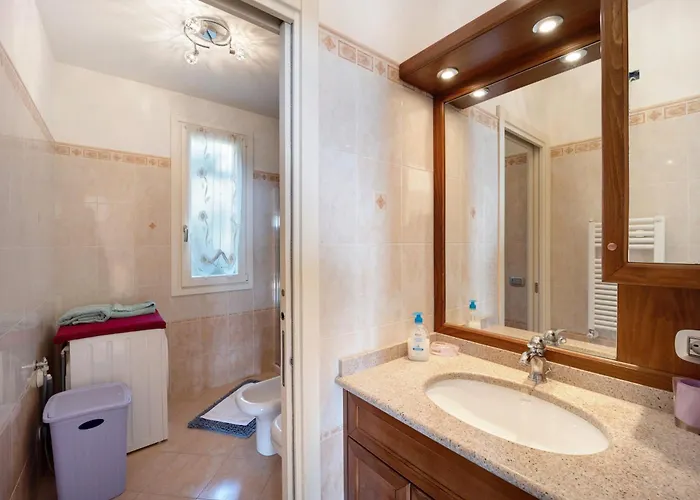 Maison Laura * Diano Borello